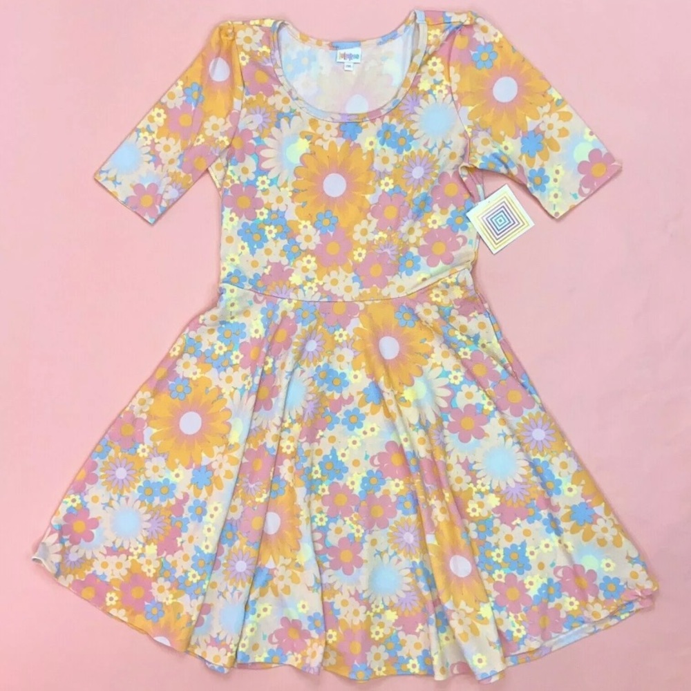 Lularoe Nicole Dress Mod Floral Print Scoop Neck